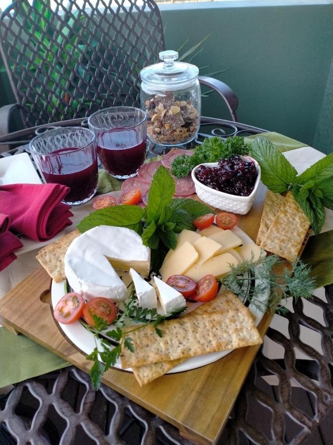 Amberly House Rotorua Bed & Breakfast ภายนอก รูปภาพ