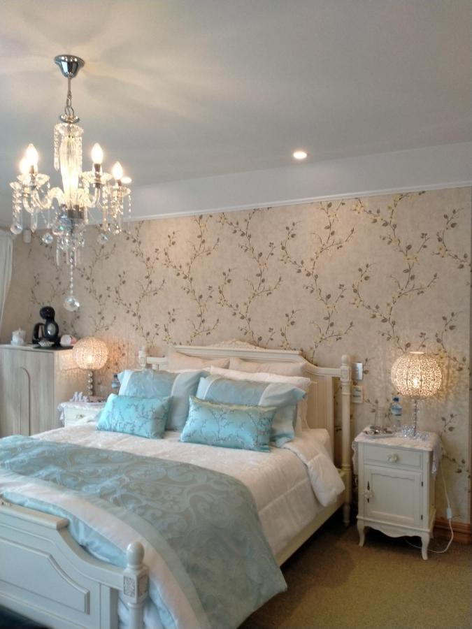 Amberly House Rotorua Bed & Breakfast ภายนอก รูปภาพ