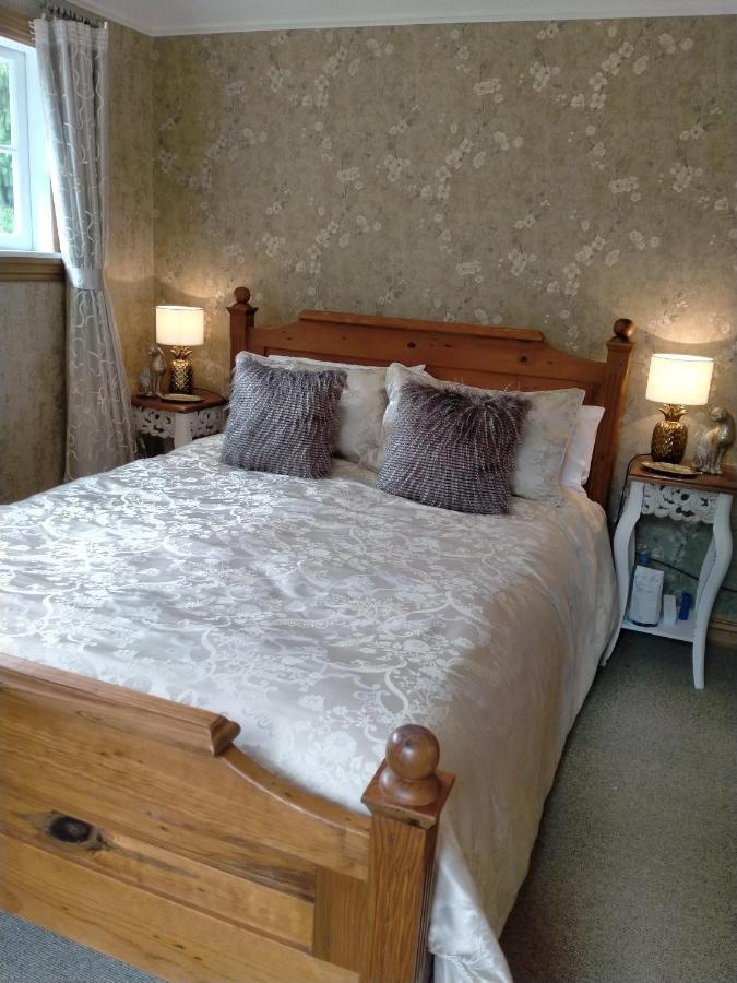Amberly House Rotorua Bed & Breakfast ภายนอก รูปภาพ
